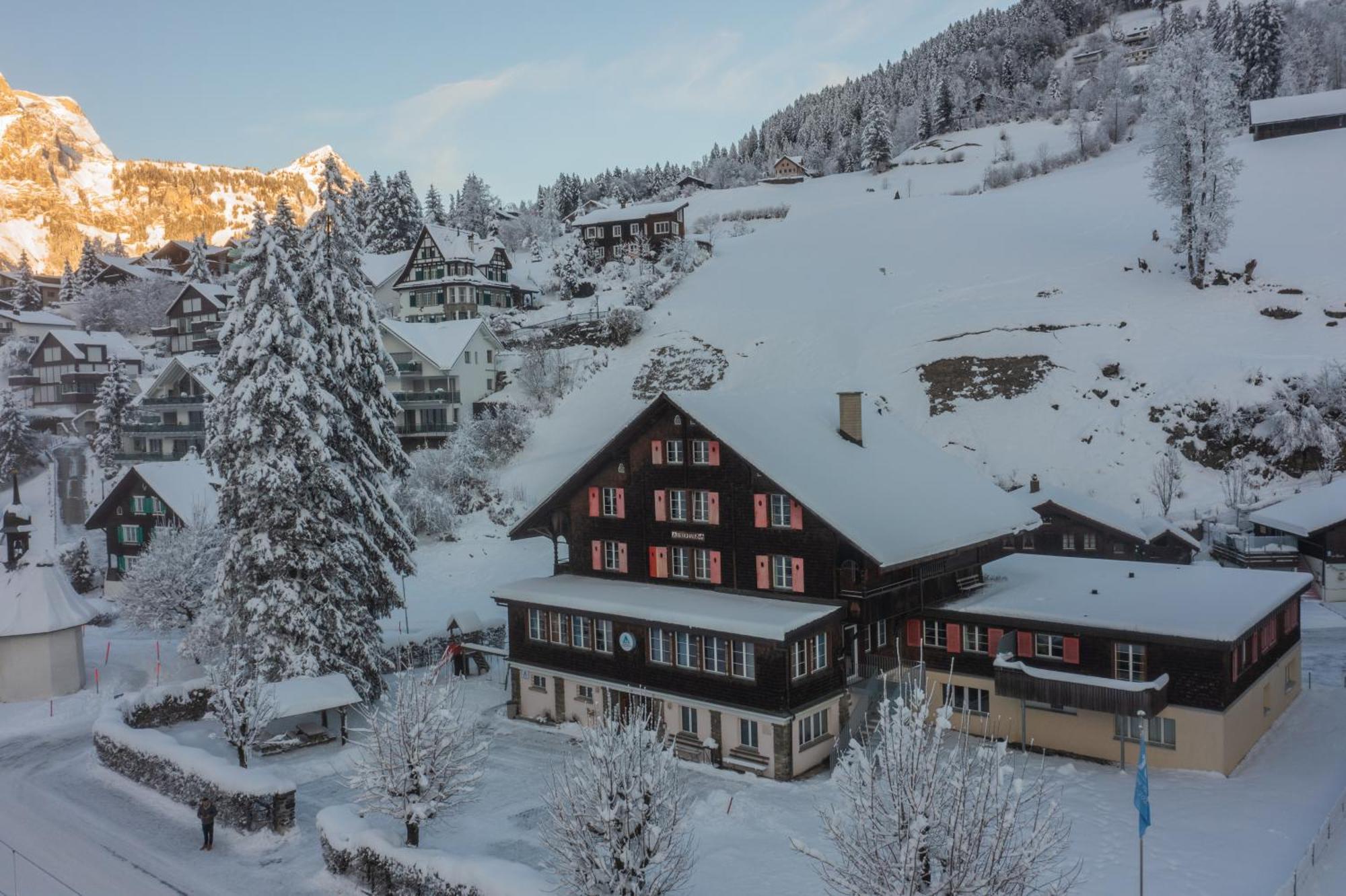 Engelberg Youth Hostel Экстерьер фото